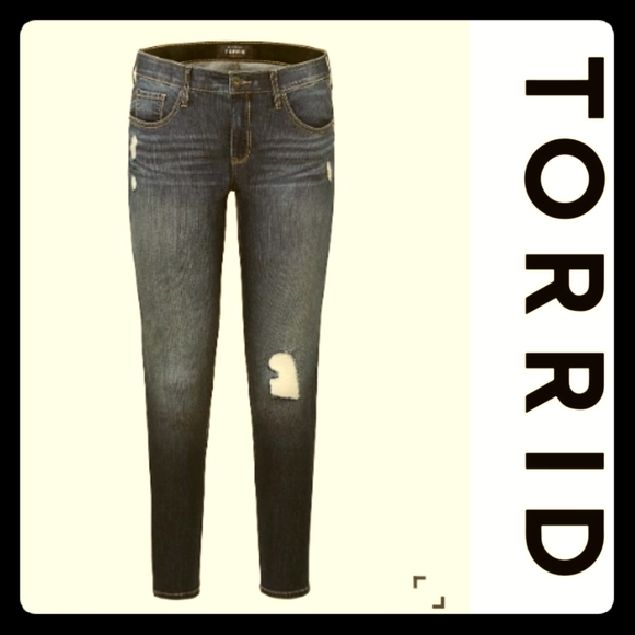 Torrid Sky High Skinny Jean Premium Stretch Medium - Picture 1 of 10